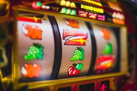 Giao diện thể thao 983 với đa dạng sự kiện bóng đá và esports